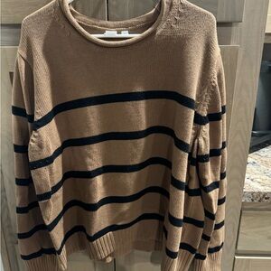 GAP Women's Tan and Black Striped Sweater